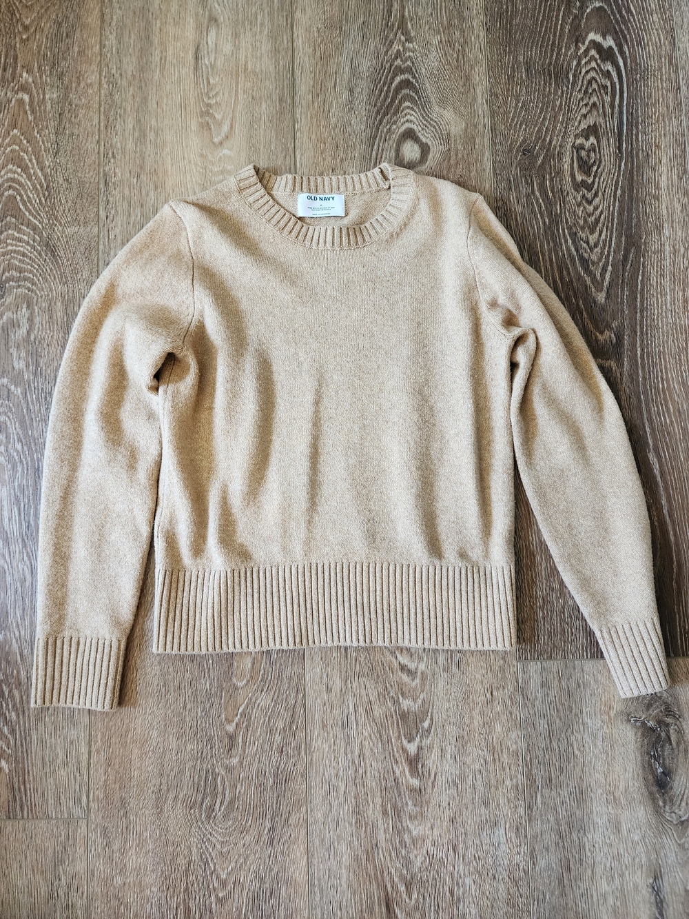 Old Navy Crewneck Sweater in Tan